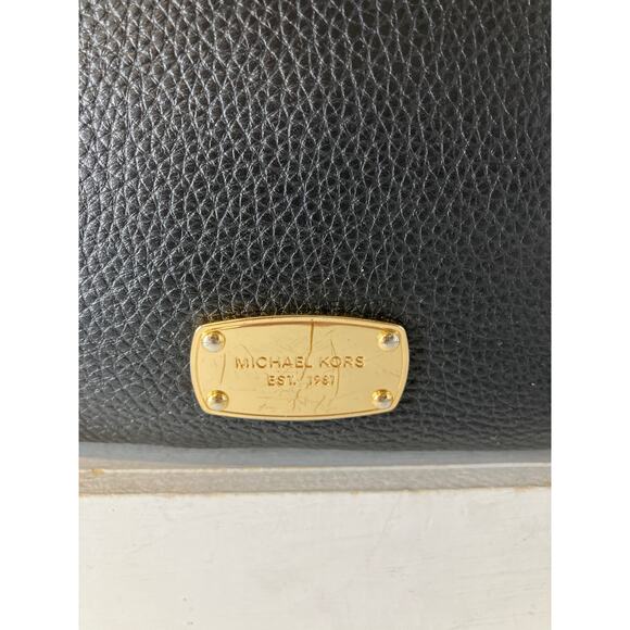 MICHAEL KORS, LARGE BLACK PEBBLED LEATHER HANDBAG - Picture 2 of 16